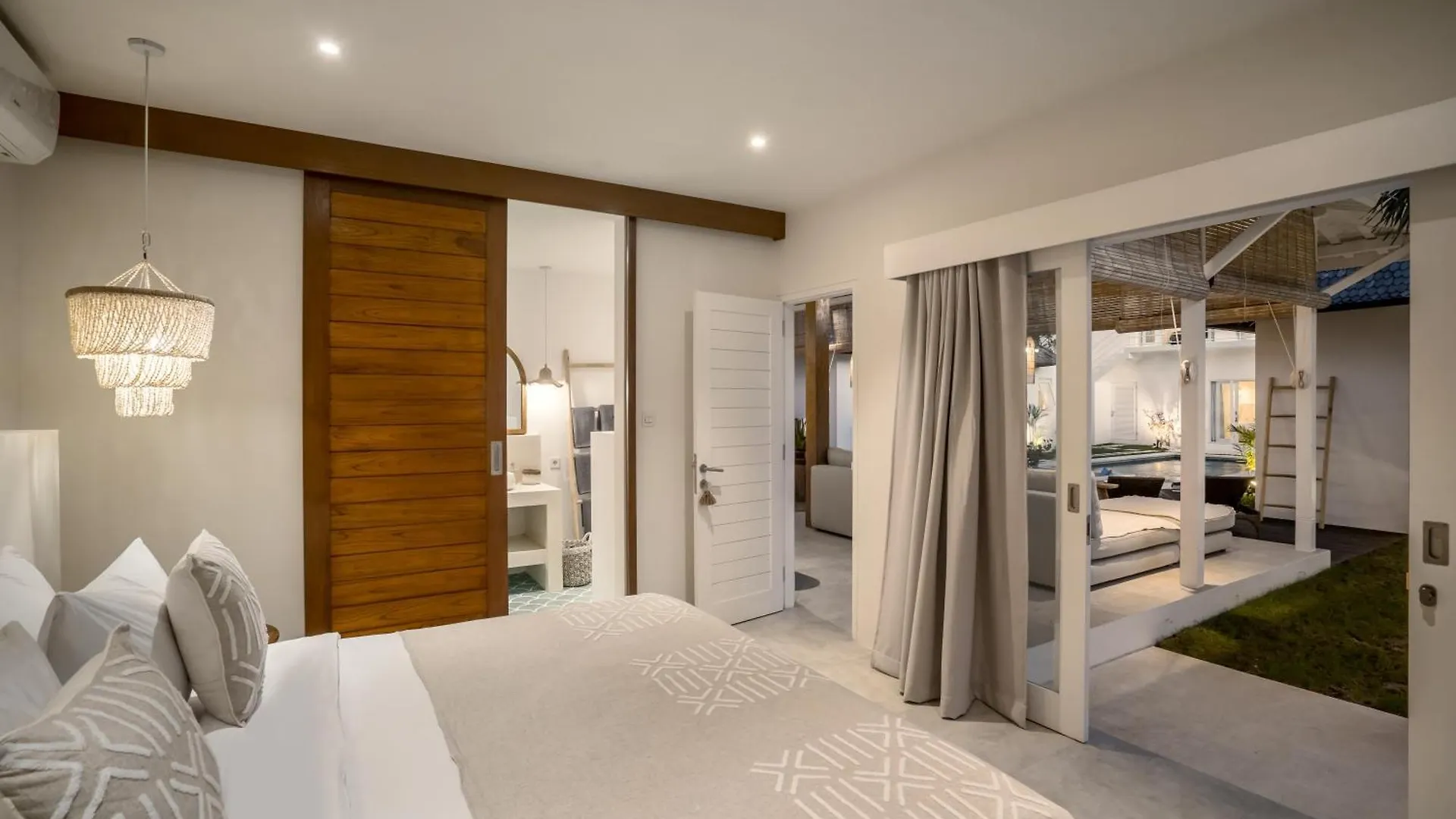 Villa Passion By Alfred In Bali Seminyak